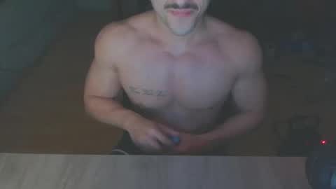 Snapshot of derekhuge chatting on 3, 11, 2025 derekhuge online show from 3, 11, 2025