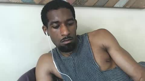 Snapshot of derekthetruth2 chatting on 31, 5, 2026 derekthetruth2 online show from 31, 5, 2026