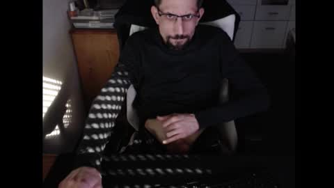 Snapshot of dermattes chatting on 1, 3, 2026 dermattes online show from 1, 3, 2026