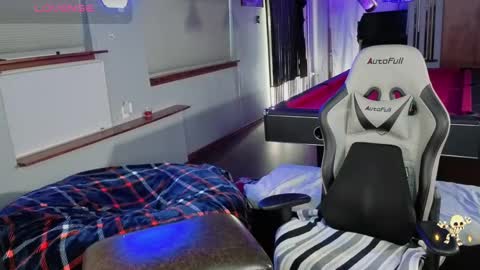 Derrick 52 and Brittany 50 online show from 8, 10, 2025