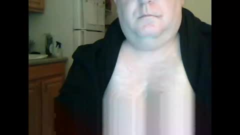 Snapshot of derrickkearley2055 chatting on 3, 3, 2025 derrickkearley2055 online show from 3, 3, 2025