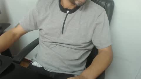     online show from 18, 12, 2025