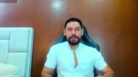 DerryBigger CM online show from 11, 11, 2025