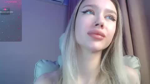 Snapshot of des_ch chatting on 18, 12, 2025 Ari online show from 18, 12, 2025