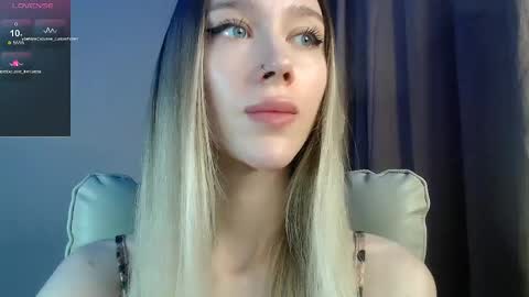 Snapshot of des_ch chatting on 31, 5, 2026 Ari online show from 31, 5, 2026