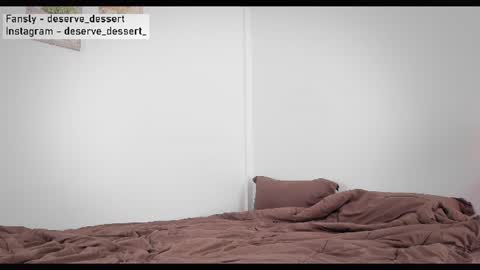 Snapshot of deserve_dessert chatting on 24, 7, 2026 Domi online show from 24, 7, 2026