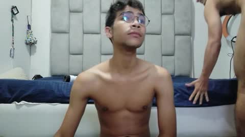 desire4duo online show from 5, 3, 2026