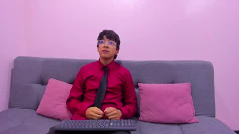 Snapshot of desire_ecstasy chatting on 21, 9, 2025 desire_ecstasy online show from 21, 9, 2025