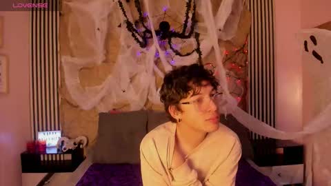 Snapshot of desire_ecstasy chatting on 23, 10, 2025 desire_ecstasy online show from 23, 10, 2025