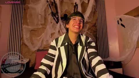 Snapshot of desire_ecstasy chatting on 31, 10, 2025 desire_ecstasy online show from 31, 10, 2025