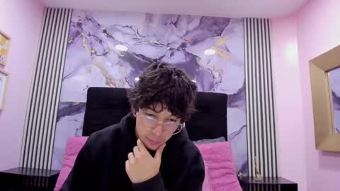 Snapshot of desire_ecstasy chatting on 18, 11, 2025 desire_ecstasy online show from 18, 11, 2025