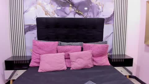 Snapshot of desire_ecstasy chatting on 4, 12, 2025 desire_ecstasy online show from 4, 12, 2025