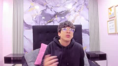 Snapshot of desire_ecstasy chatting on 1, 2, 2026 desire_ecstasy online show from 1, 2, 2026