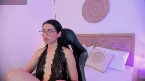 desire online show from 15, 4, 2026