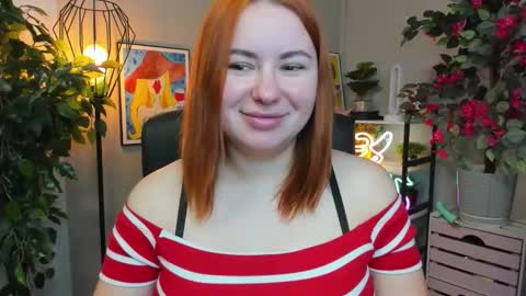 Snapshot of desirelayla chatting on 14, 11, 2025 LAYLA online show from 14, 11, 2025