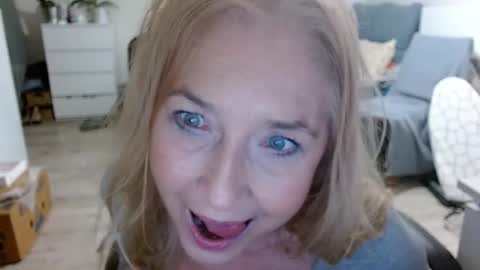 S O F I A online show from 30, 12, 2024