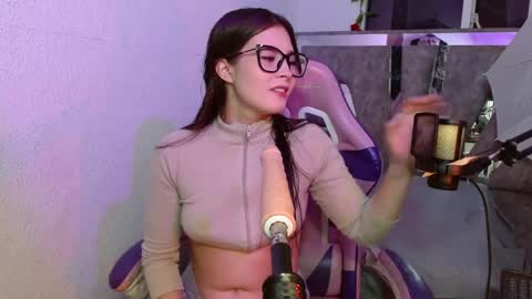 destinya_ online show from 25, 5, 2026