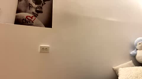 Emily online show from 16, 2, 2026