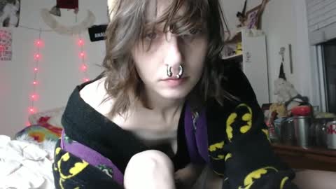 Snapshot of devilg1rl chatting on 25, 12, 2024 poutyangel online show from 25, 12, 2024