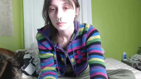 Snapshot of devilg1rl chatting on 22, 10, 2025 poutyangel online show from 22, 10, 2025