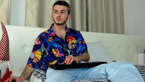 devin_ho online show from 13, 1, 2025