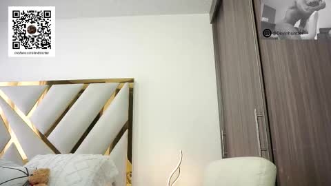 Devin Hunter online show from 23, 10, 2025