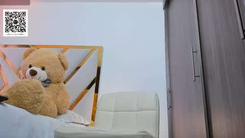 Devin Hunter online show from 2, 11, 2025