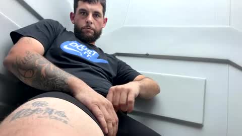 Snapshot of devonclarky213 chatting on 19, 7, 2026 come play online show from 19, 7, 2026