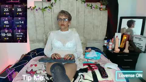 Snapshot of devora_mature65 chatting on 7, 11, 2025 Devora online show from 7, 11, 2025