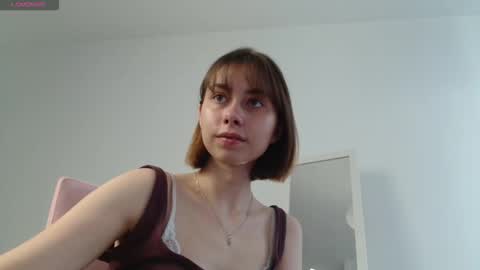 dewkiss online show from 31, 10, 2025