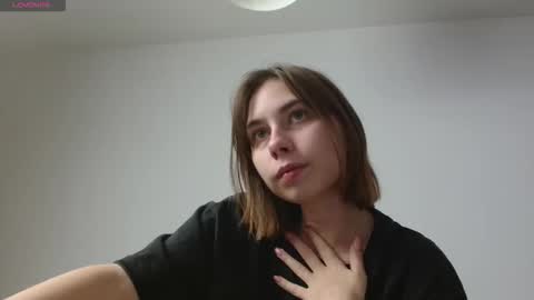 dewkiss online show from 19, 11, 2025