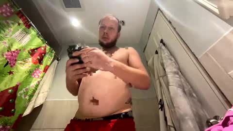 Snapshot of deznuts130 chatting on 1, 1, 2025 deznuts130 online show from 1, 1, 2025