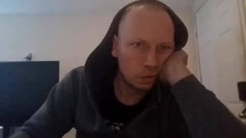 Snapshot of deznuts130 chatting on 15, 2, 2026 deznuts130 online show from 15, 2, 2026