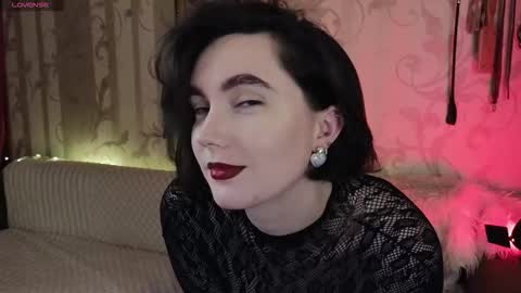 Diana Di Honey online show from 18, 12, 2025