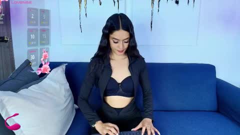 Camila and Megan online show from 18, 9, 2025