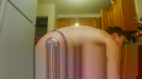 Snapshot of diamondmonroexo chatting on 27, 5, 2026 DiamondMonroeXo online show from 27, 5, 2026