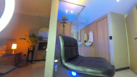 dianac1998 online show from 23, 10, 2025