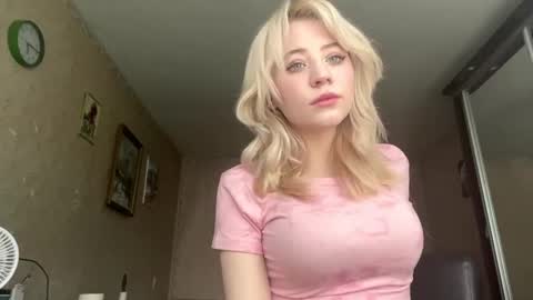 Snapshot of dianaoehler chatting on 17, 6, 2026 Diana online show from 17, 6, 2026