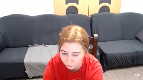 Snapshot of dianasmiey7 chatting on 20, 12, 2024 dianasmiey7 online show from 20, 12, 2024