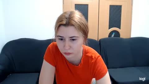 Snapshot of dianasmiey7 chatting on 10, 1, 2025 dianasmiey7 online show from 10, 1, 2025