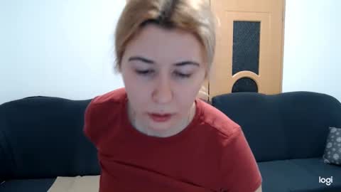 Snapshot of dianasmiey7 chatting on 14, 1, 2025 dianasmiey7 online show from 14, 1, 2025