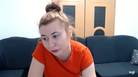 Snapshot of dianasmiey7 chatting on 16, 1, 2025 dianasmiey7 online show from 16, 1, 2025