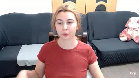 Snapshot of dianasmiey7 chatting on 20, 1, 2025 dianasmiey7 online show from 20, 1, 2025