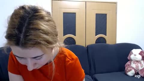 Snapshot of dianasmiey7 chatting on 28, 1, 2025 dianasmiey7 online show from 28, 1, 2025