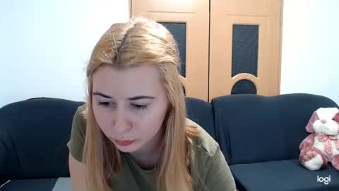 Snapshot of dianasmiey7 chatting on 11, 2, 2025 dianasmiey7 online show from 11, 2, 2025