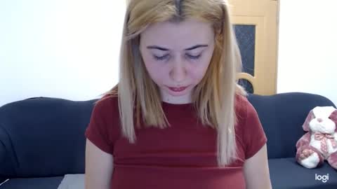 Snapshot of dianasmiey7 chatting on 12, 2, 2025 dianasmiey7 online show from 12, 2, 2025