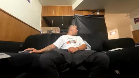 Snapshot of dickemdown93est chatting on 8, 10, 2025 dickemdown93est online show from 8, 10, 2025