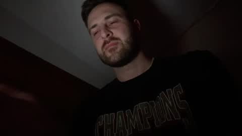 Im Julian  all cum shot videos here    online show from 14, 2, 2025