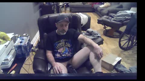 Snapshot of dickrb1984 chatting on 17, 2, 2025 dickrb1984 online show from 17, 2, 2025
