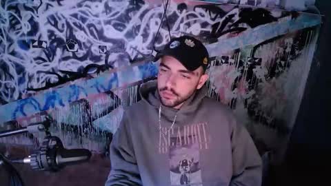 Snapshot of didismurf02 chatting on 12, 11, 2025 didismurf02 online show from 12, 11, 2025